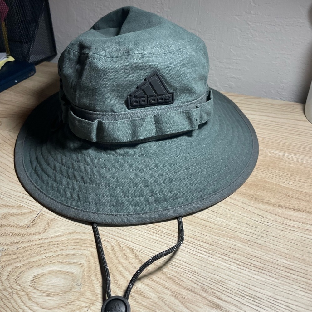Adidas Gray Sun Protection Hat Lightweight and Breathable
